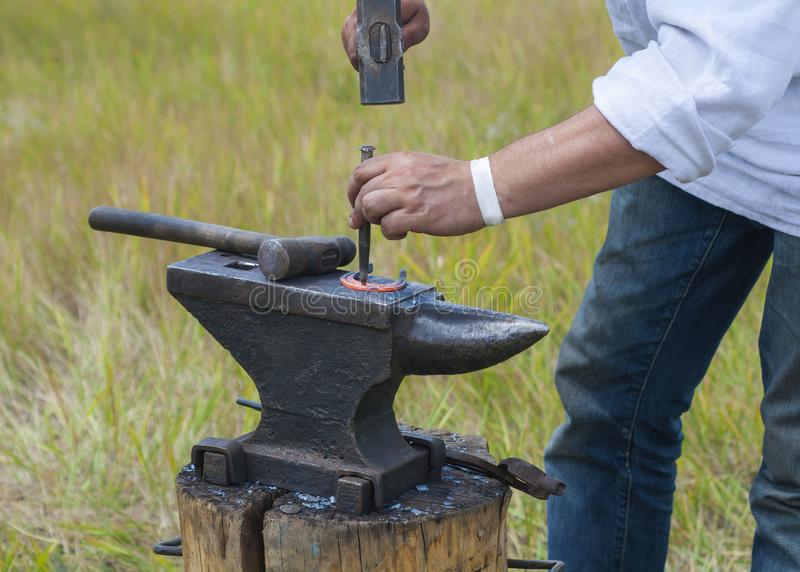 2020年,哪些行业“挣钱”?别慌,先看统计局往年的排名吧:hth华体登录入口(图1) hth华体登录入口