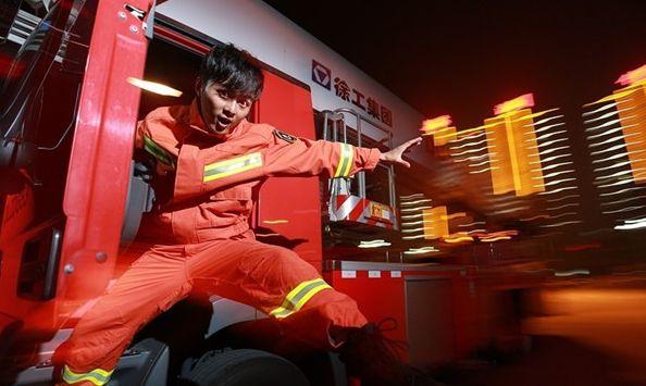 府东社区:妥善做好疏散、安置工作,不让任何一位掉队_hth华体会(图4) hth华体登录入口