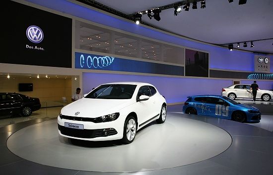 ‘hth华体登录入口’严陵社区与辖区内商铺签订消防安全责任书(图3) hth华体会