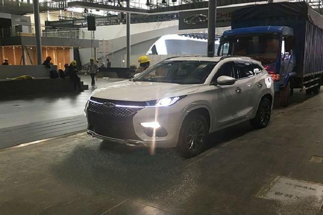 严陵社区:“组团包干”蹲点调研进社区:hth华体登录入口(图2) hth华体登录入口