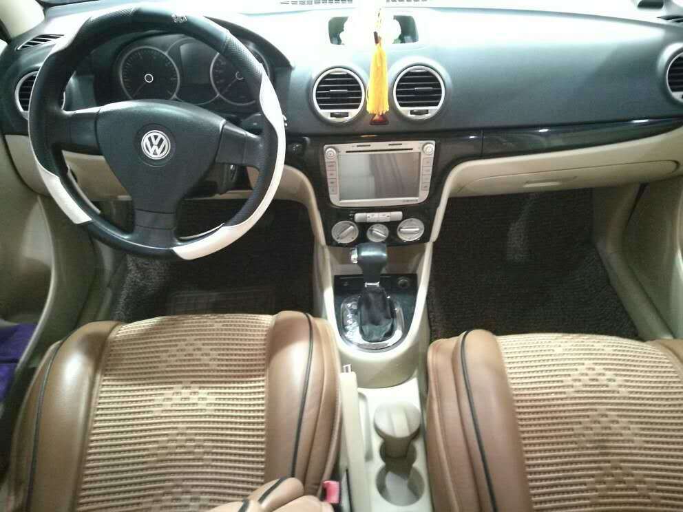 新安社区:学习重要文件精神,做合格社区干部|hth华体会(图3) hth华体会